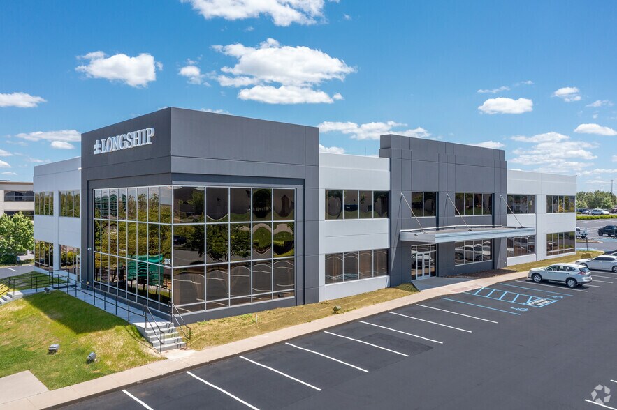 More Photos Of 2376 Sir Barton Way, Lexington Office For Sale