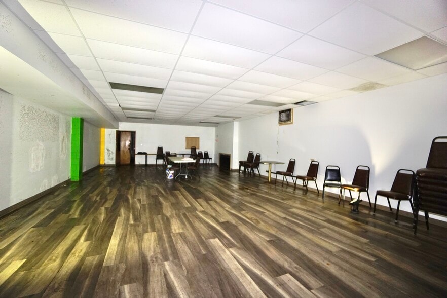 More Photos Of 10004 Union Ave, Cleveland Specialty For Sale