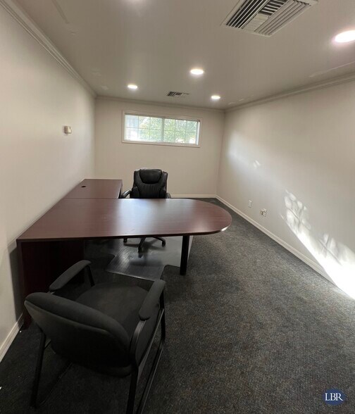More Photos Of 341 4th Ave, Indialantic Office For Lease