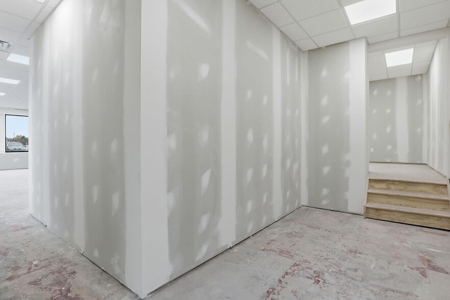 More Photos Of 211 W Ridge Rd, Rochester Storefront For Sale