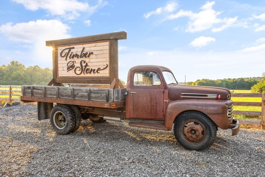More Photos Of 4201 Pleasant Valley Rd, Union Grove Restaurant For Sale
