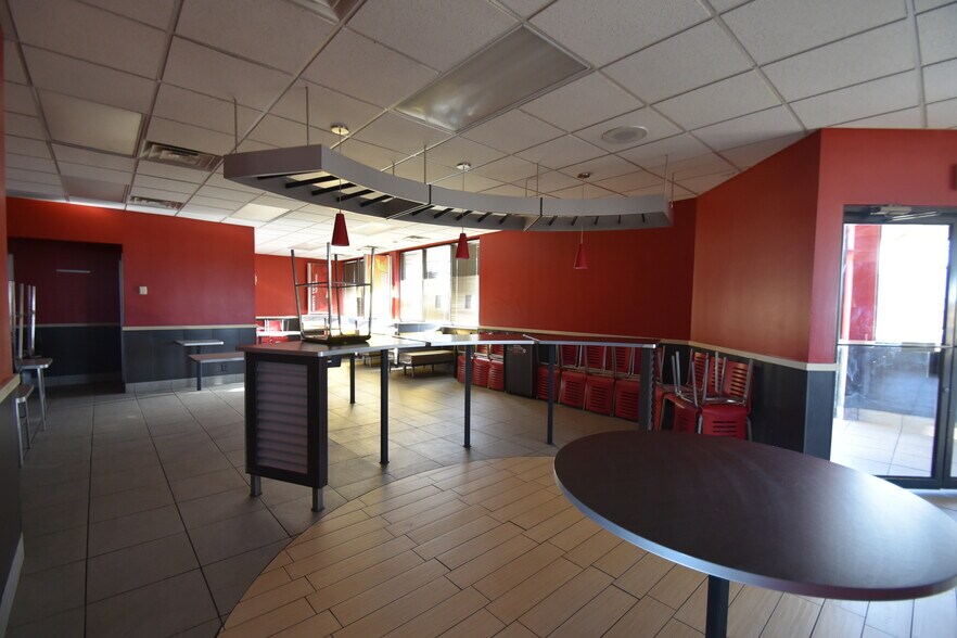 More Photos Of 1212 36th St S, Fargo Fast Food For Sale