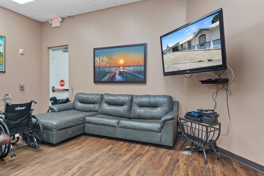 More Photos Of 311 NE 4th Ave, Crystal River Healthcare For Lease