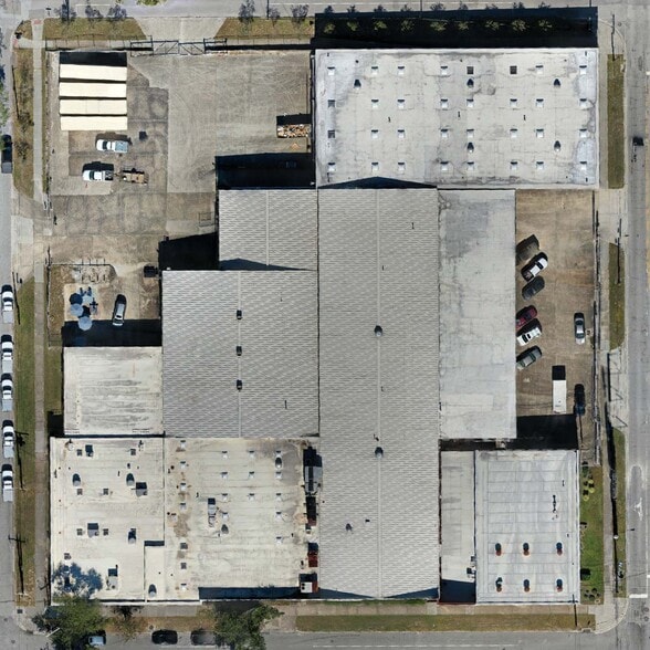 More Photos Of 921 Princess St, Wilmington Warehouse For Lease