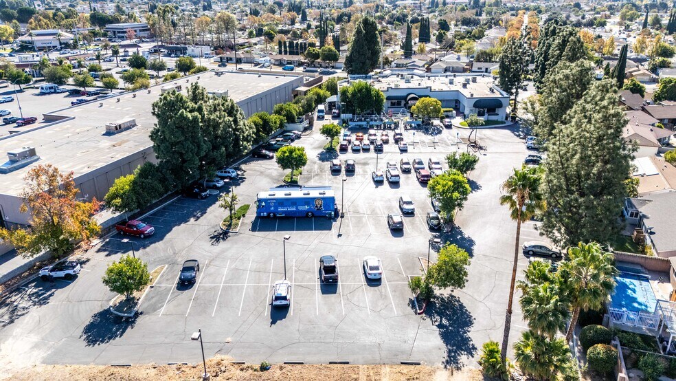 More Photos Of 2585 Cochran St, Simi Valley Unknown For Lease