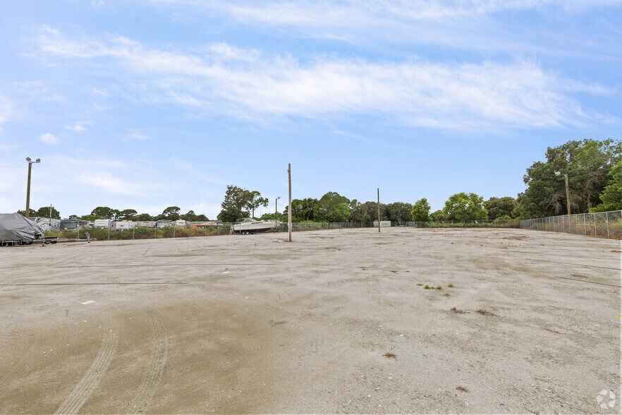 More Photos Of 3361 S US Highway 1, Fort Pierce Industrial For Sale