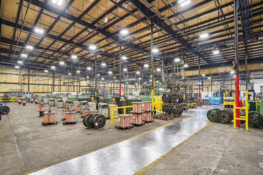 More Photos Of 833 Legner St, Bremen Warehouse For Sale