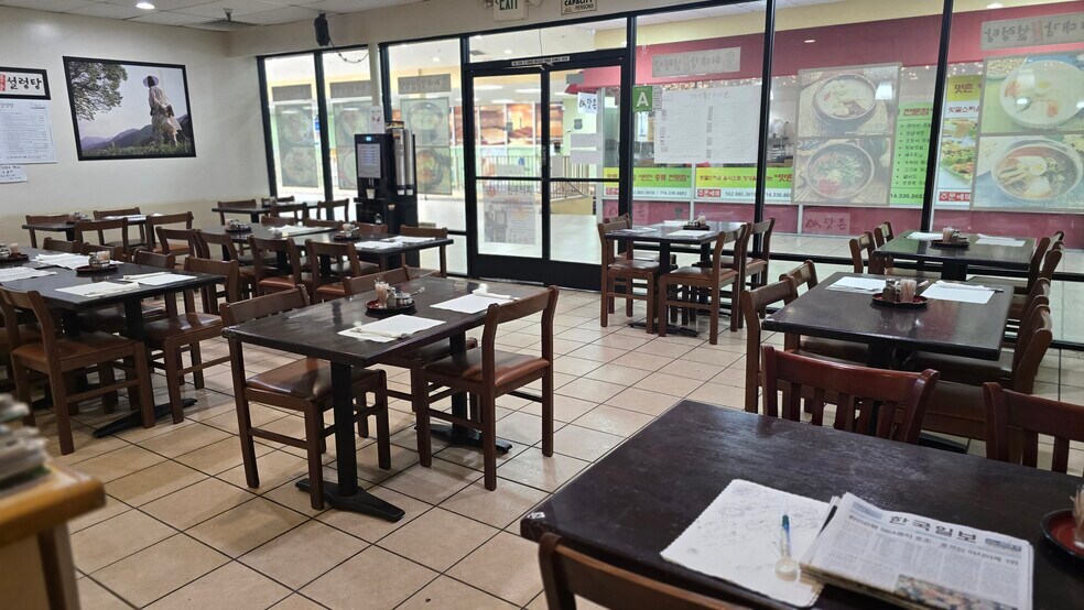 More Photos Of 16441 Pioneer Blvd, Norwalk Unknown For Lease