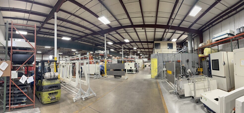 More Photos Of 3881 N Greenbrooke Dr SE, Grand Rapids Manufacturing For Sale