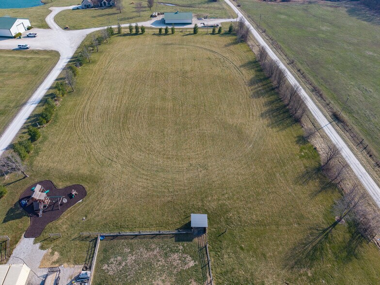 More Photos Of 836 E Highway N, Wentzville Flex For Sale