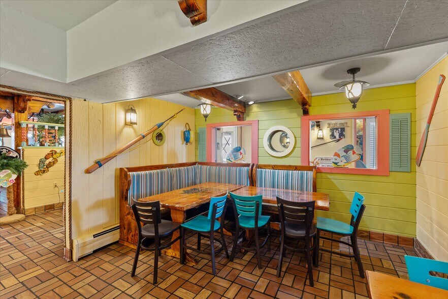 More Photos Of 1424 Main St, Sylvan Beach Restaurant For Sale