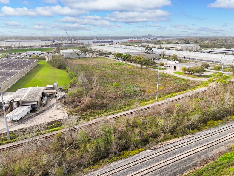 More Photos Of 502 Delta Dr, Saint Rose Land For Sale