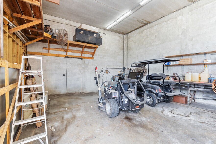 More Photos Of 105 NE 1st Rd, Homestead Industrial For Sale