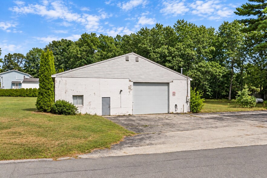 Primary Photo Of 22 Kendall Pond Rd, Derry Food Processing For Sale