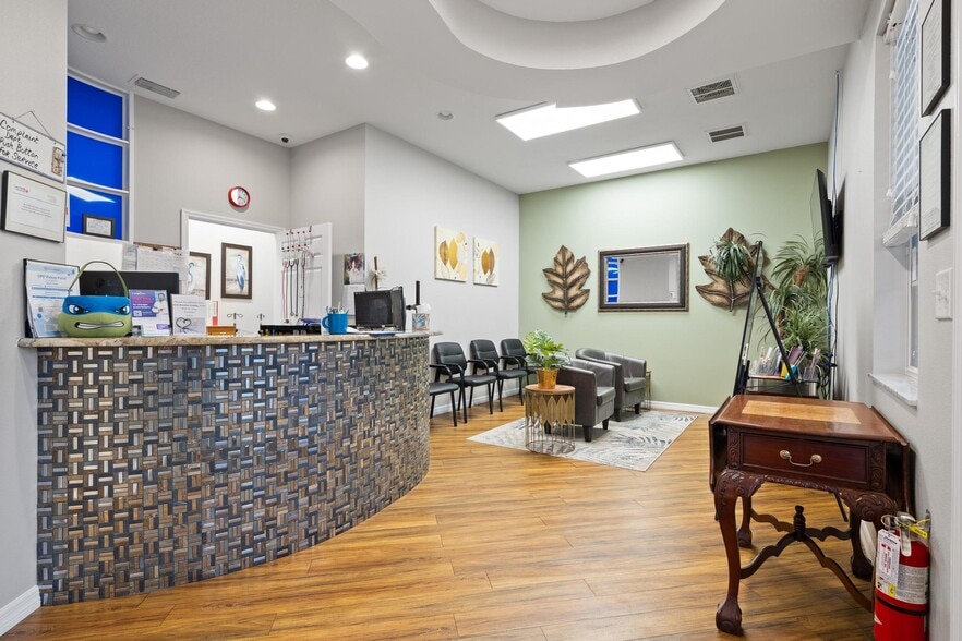 More Photos Of 17929 Hunting Bow Cir, Lutz Healthcare For Sale