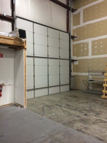 More Photos Of 5600 N 58th Ct, Lincoln Warehouse For Lease