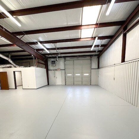 More Photos Of 5130-5159 S 94th East Ave, Tulsa Research And Development For Lease