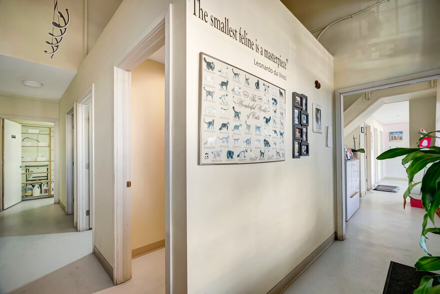 More Photos Of 11915 Inglewood Ave, Hawthorne Medical For Sale