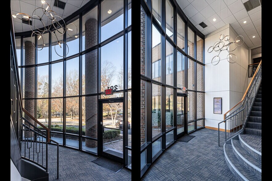 More Photos Of 201 Commonwealth Ct, Cary Office Residential For Lease