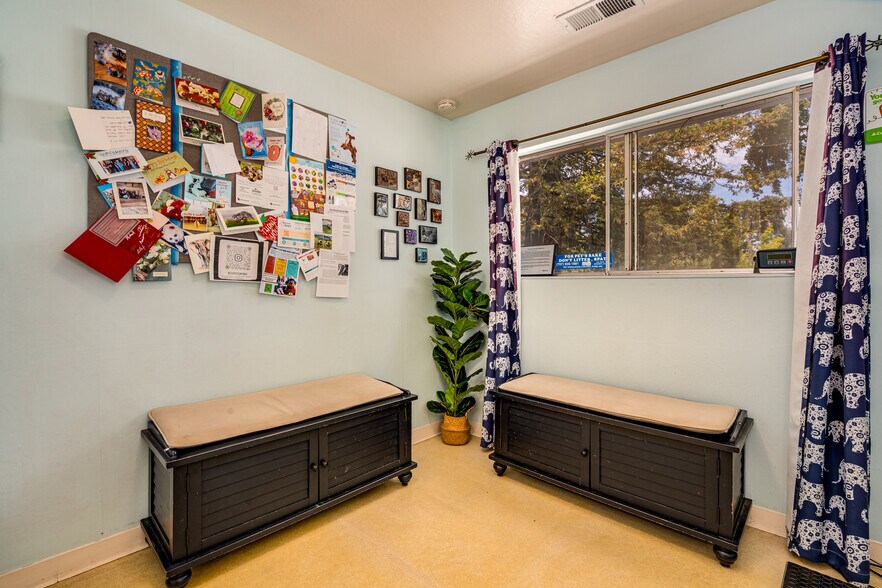 More Photos Of 20080 Arnold Dr, Sonoma Office For Sale