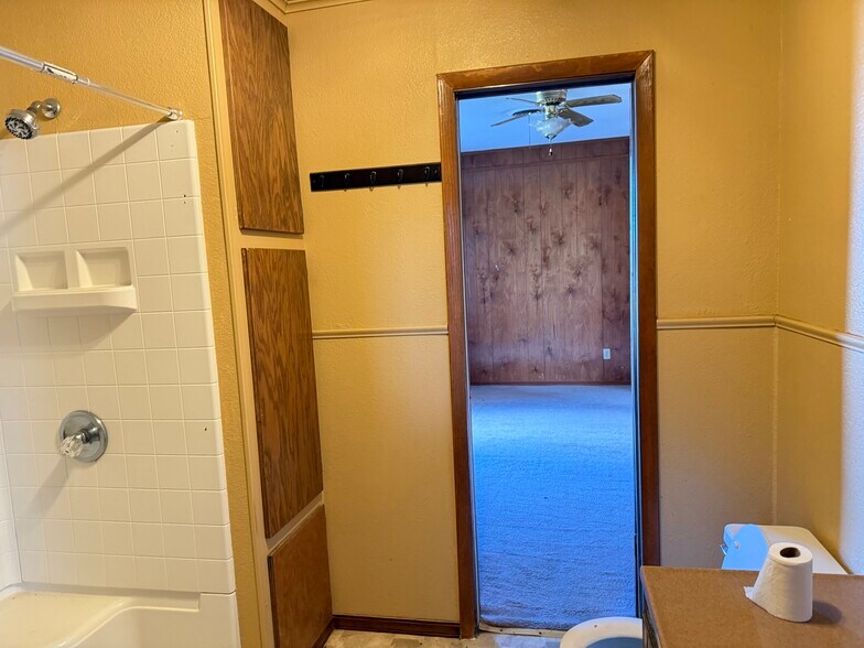 More Photos Of 12525 Old Highway 99, Seminole Warehouse For Sale