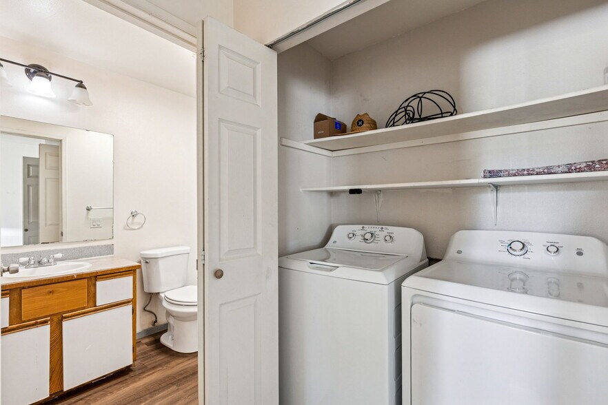 More Photos Of 7420-7428 208th St SW, Edmonds Apartments For Sale