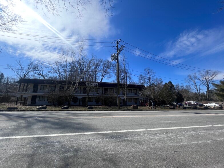 More Photos Of 972 S Route 9W, Congers Hotel For Sale