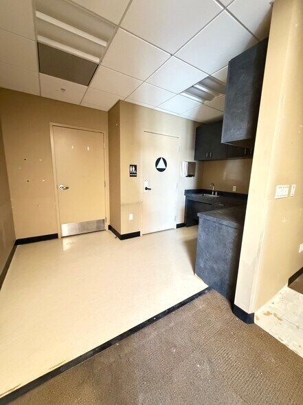 More Photos Of 428 W Main St, Alhambra Apartments For Lease