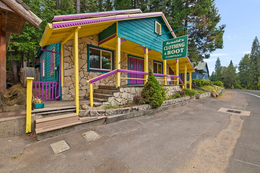 More Photos Of 1137 CA-4 Hwy, Arnold General Retail For Sale