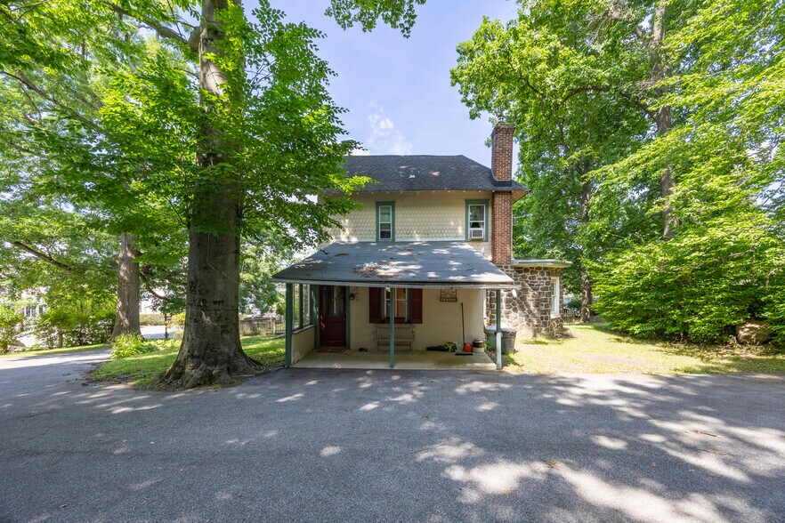 More Photos Of 234 Conestoga Rd, Wayne Specialty For Sale