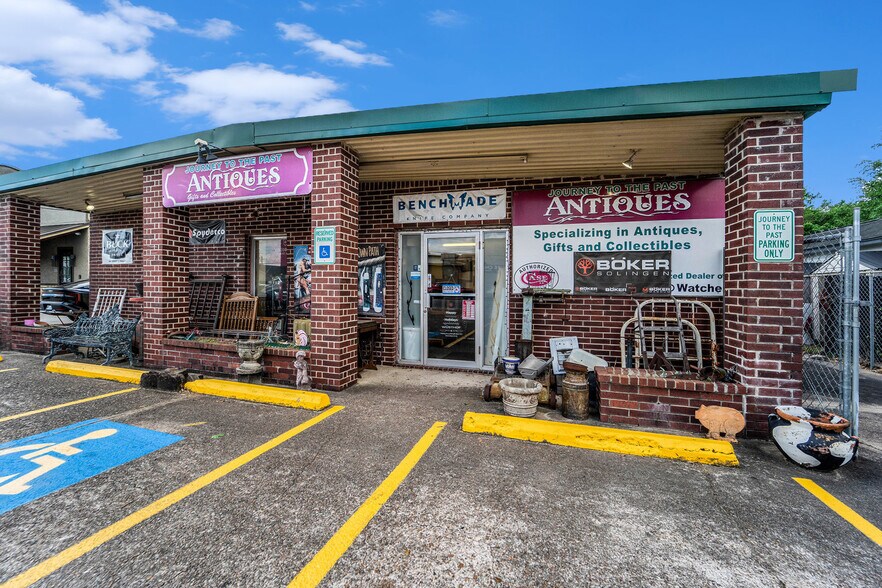 More Photos Of 4214 W Broadway, Pearland Freestanding For Sale