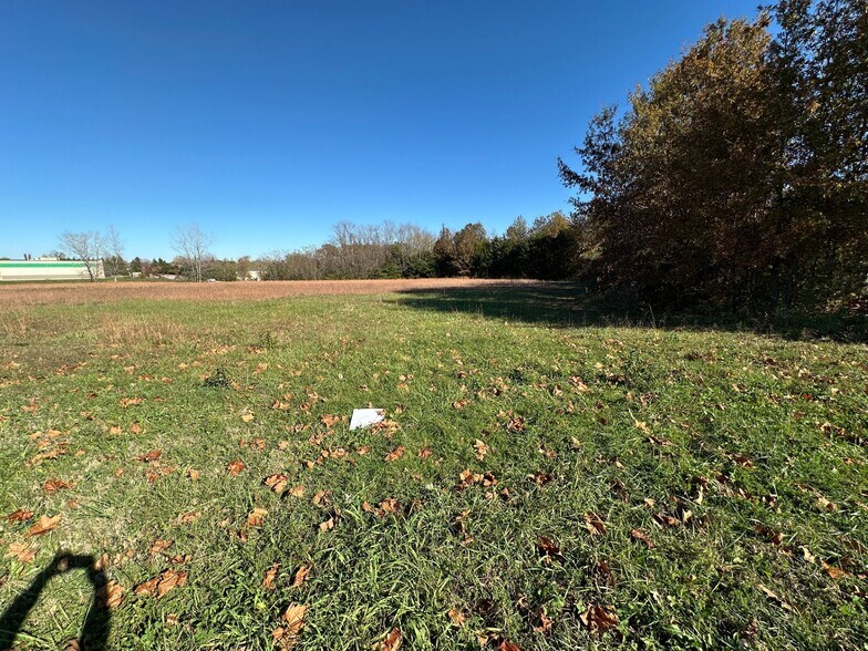 More Photos Of 3500 Rangeline Street, Columbia Land For Sale