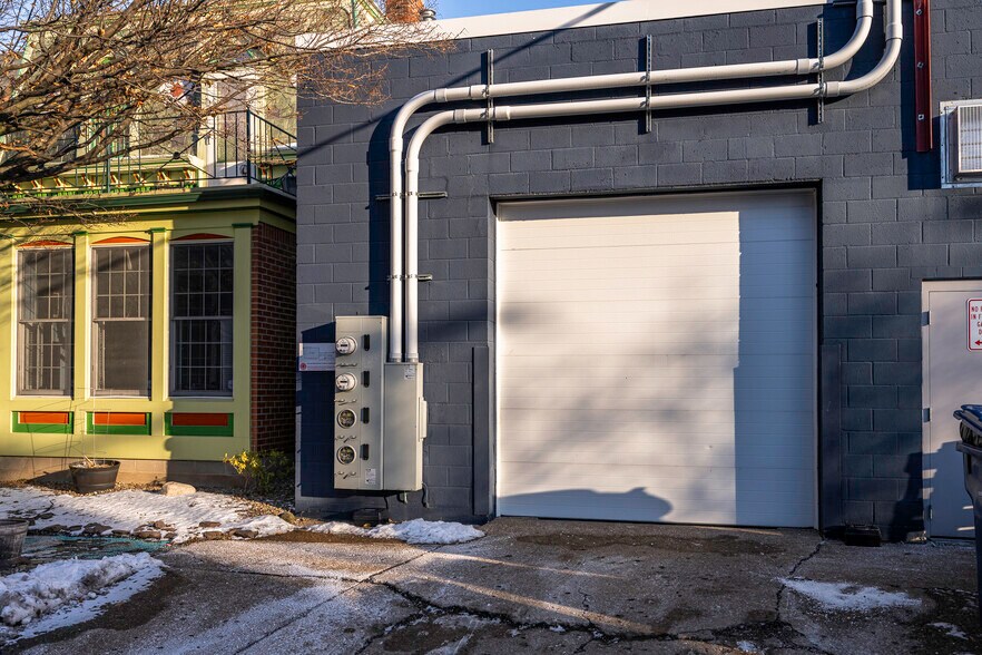 More Photos Of 810 Main St, Buffalo Office For Sale