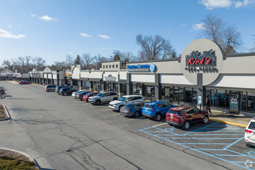 Primary Photo Of 5329-5333 Monroe St, Toledo Storefront For Lease