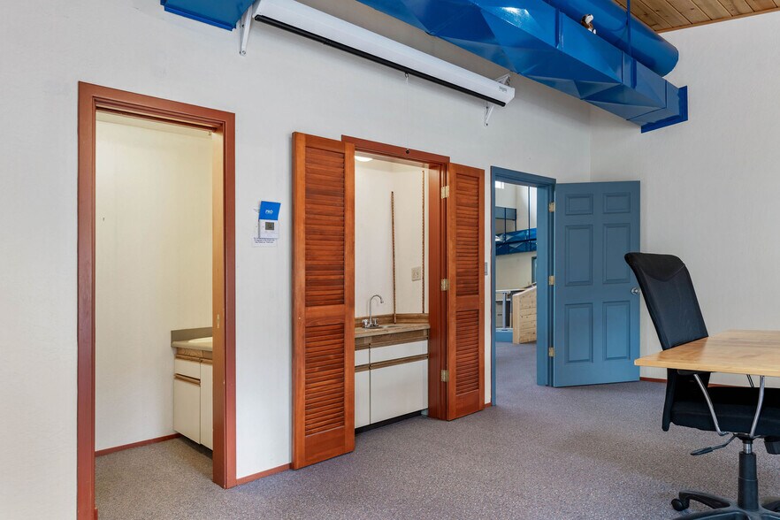 More Photos Of 870 Gold Flat Rd, Nevada City Research And Development For Sale