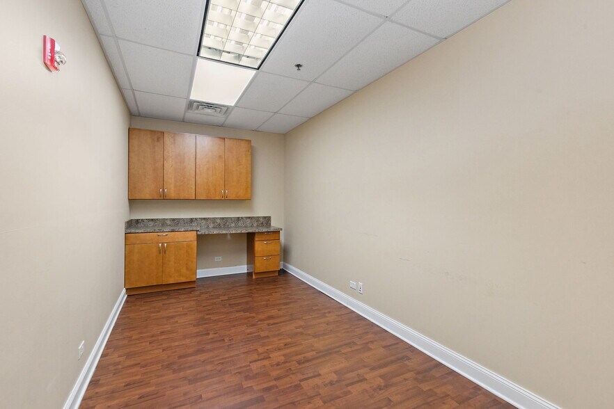 More Photos Of 129 Commercial Dr, Yorkville General Retail For Lease