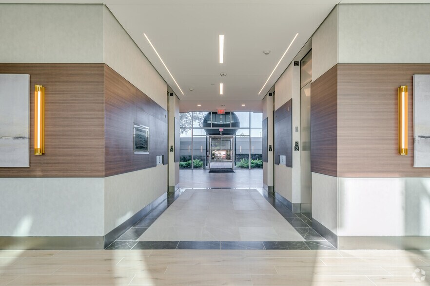 More Photos Of 2525 Bay Area Blvd, Houston Unknown For Lease