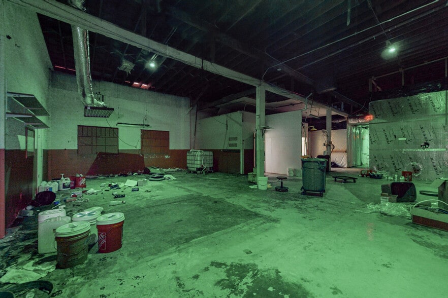 More Photos Of 1823 Commercial St NE, Albuquerque Warehouse For Sale