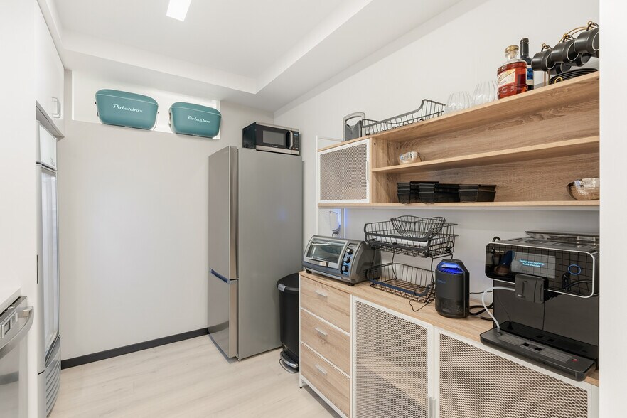 More Photos Of 111-115 New Montgomery St, San Francisco Office For Lease