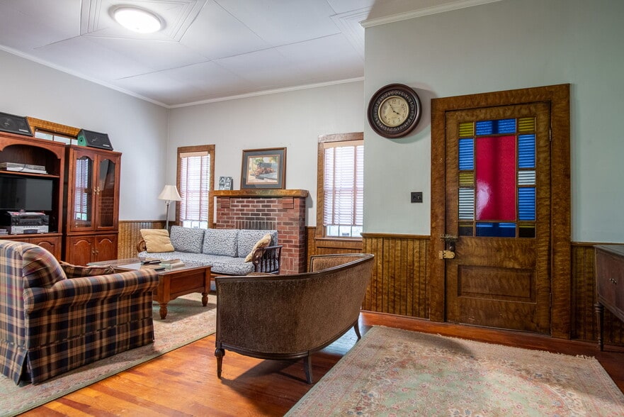 More Photos Of , Kings Mountain Unknown For Sale