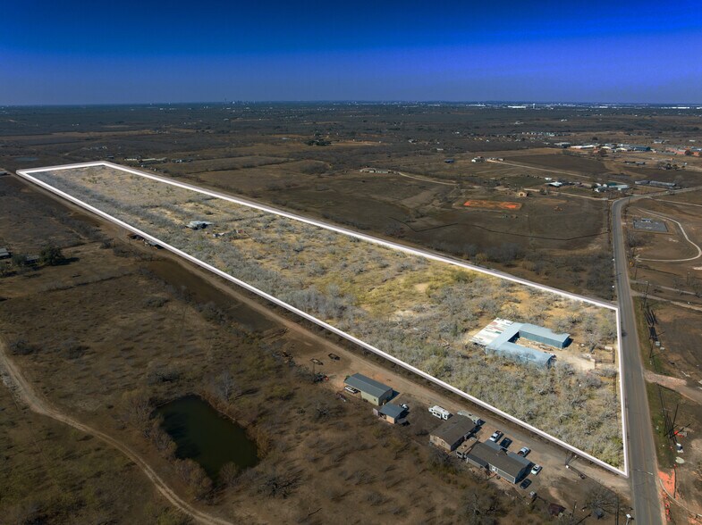 More Photos Of 7821 Gardner rd, San Antonio Land For Sale