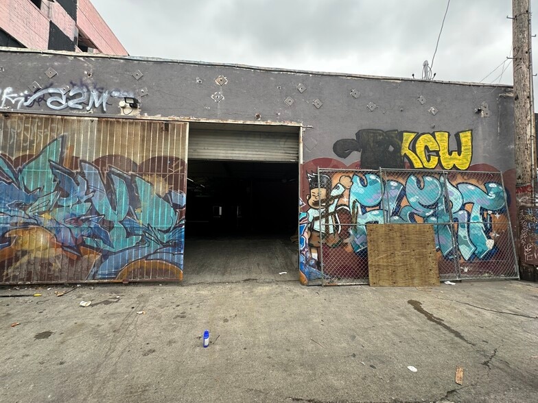 More Photos Of 1827 Hope St, Los Angeles Warehouse For Lease