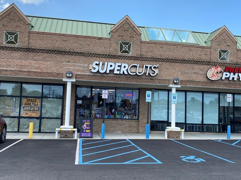 More Photos Of 36-84 E Sunrise Hwy, Lindenhurst Storefront Retail Office For Lease