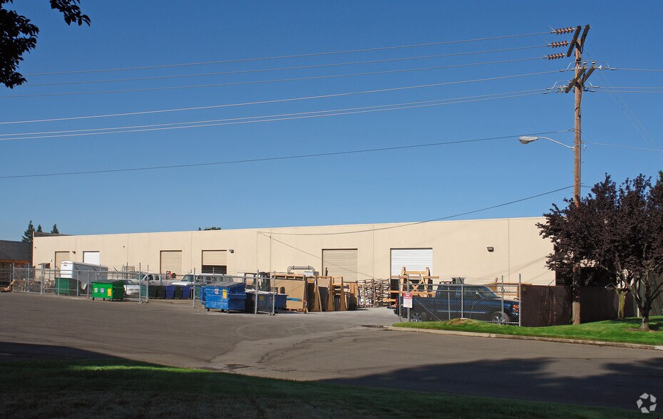 More Photos Of 8270 Belvedere Ave, Sacramento Unknown For Lease