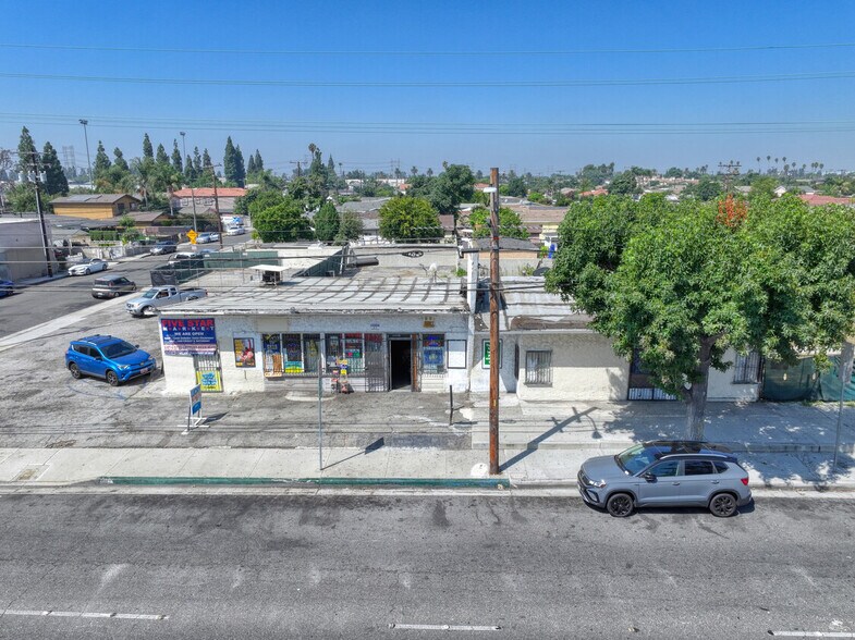 More Photos Of 14113 Downey Ave, Paramount Convenience Store For Sale