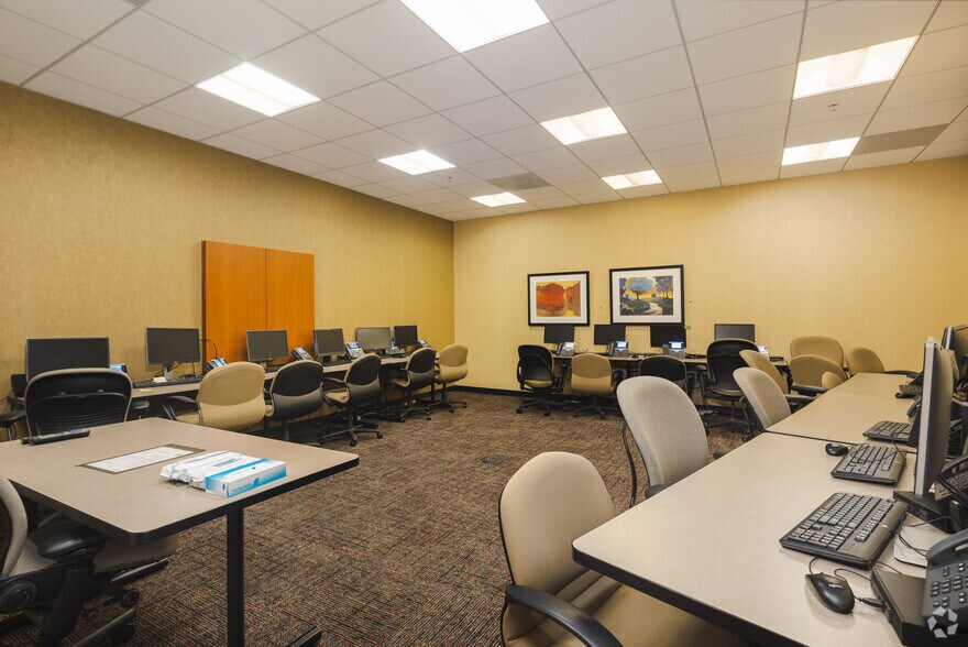 More Photos Of Hospitality Ln @ Tippecanoe, San Bernardino Unknown For Lease