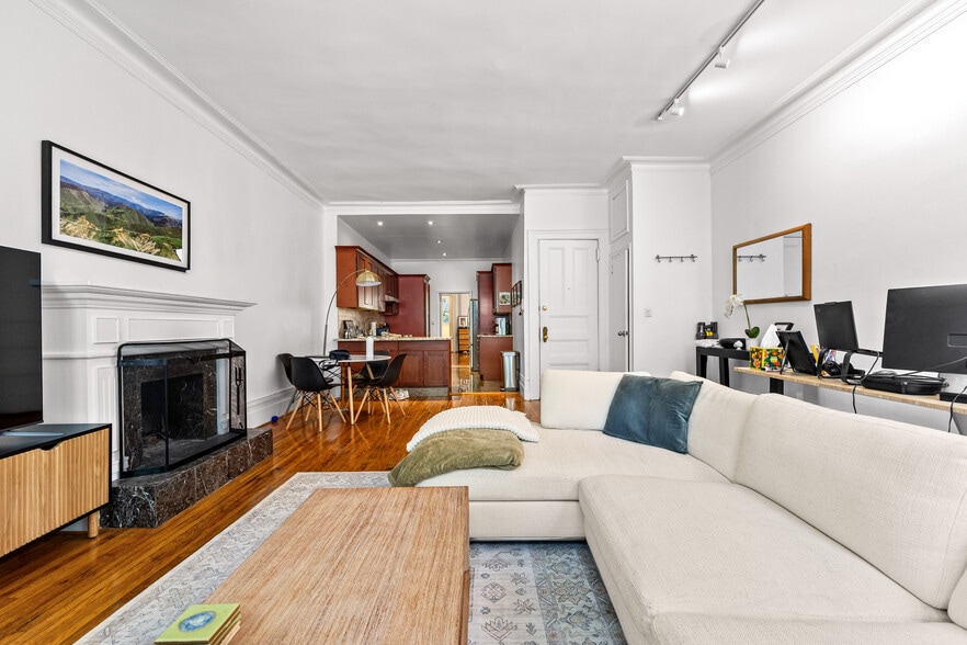 More Photos Of 311 W 78th St, New York Apartments For Sale