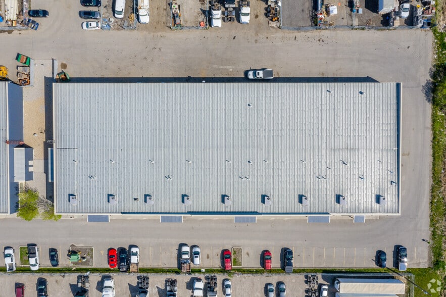 More Photos Of 34 Wrangler Pl SE, Rocky View No 44 Warehouse For Sale