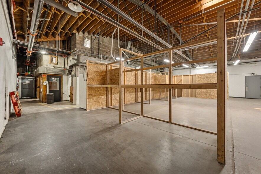 More Photos Of 313 W Bayaud Ave, Denver Warehouse For Lease