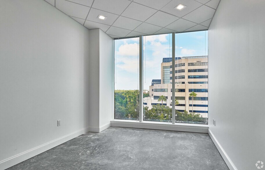 More Photos Of 3835 PGA Blvd, Palm Beach Gardens Office For Lease